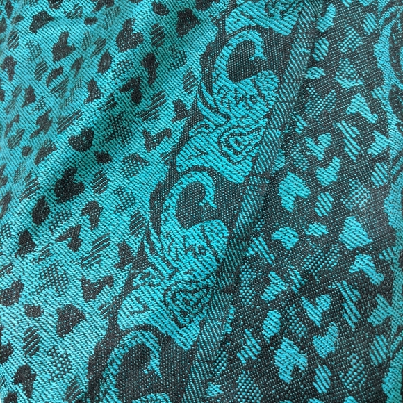 Silk/Pashmina blend Scarf - Picture 4 of 7